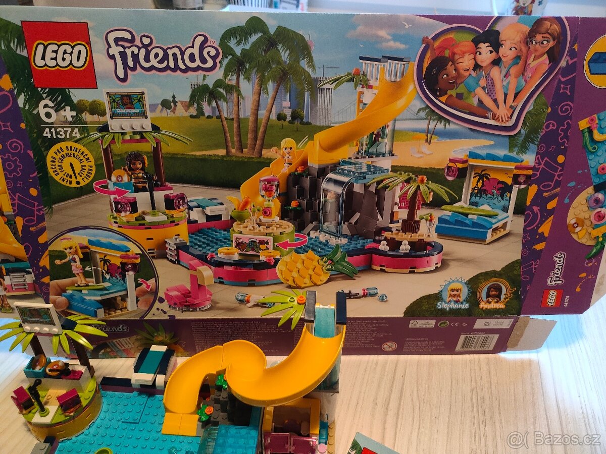 Lego friends 41374