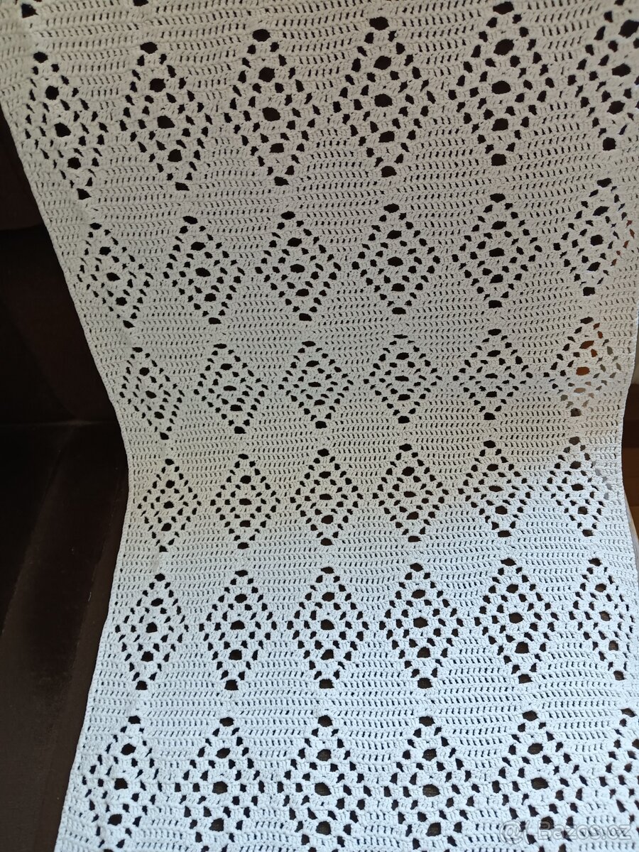 Háčkovaná záclona 36x100, 30x112