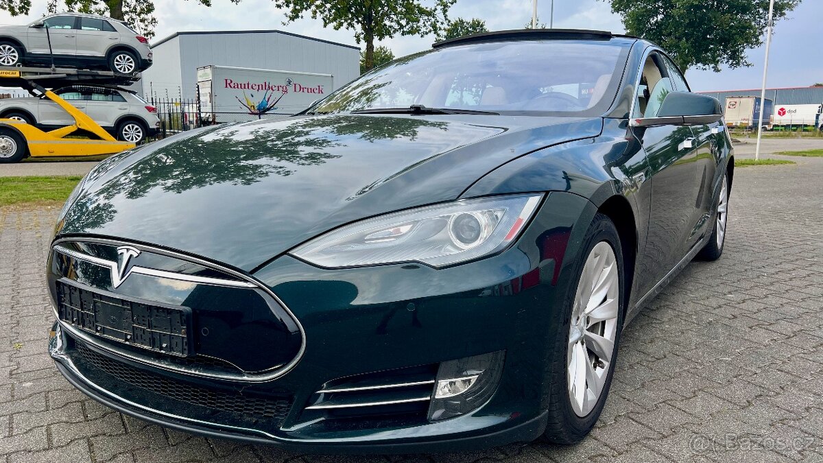 Tesla S Performance P85 Signature 89%SOH Pano Kủze Alcantara