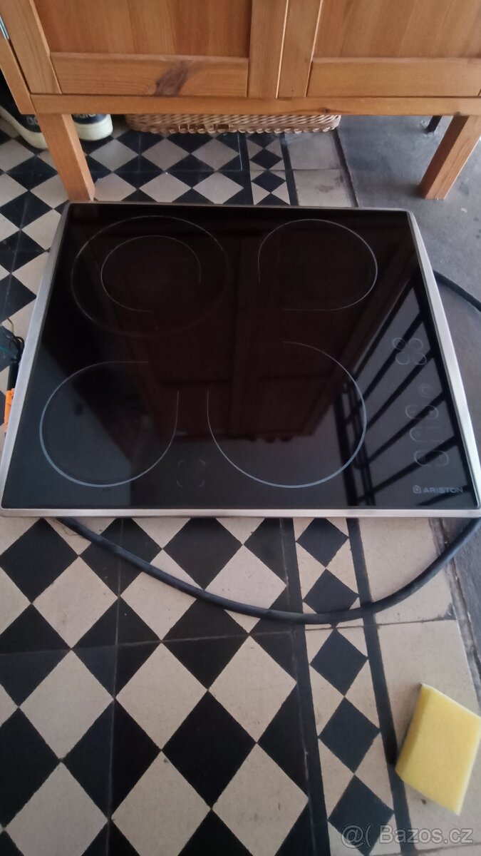 Sklokeramická varná deska