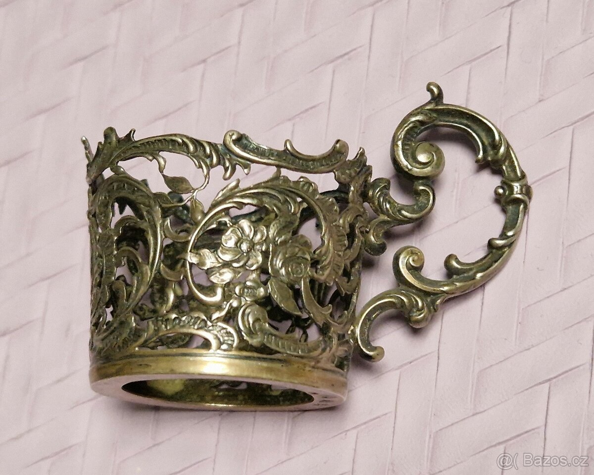 Starožitné stříbrné držáky na malé sklenky / frťany – Ag 800