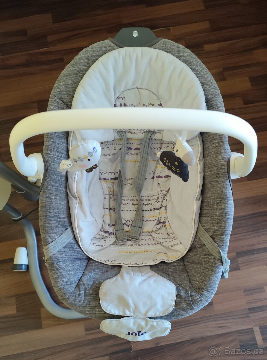 Elektrické houpátko Joie