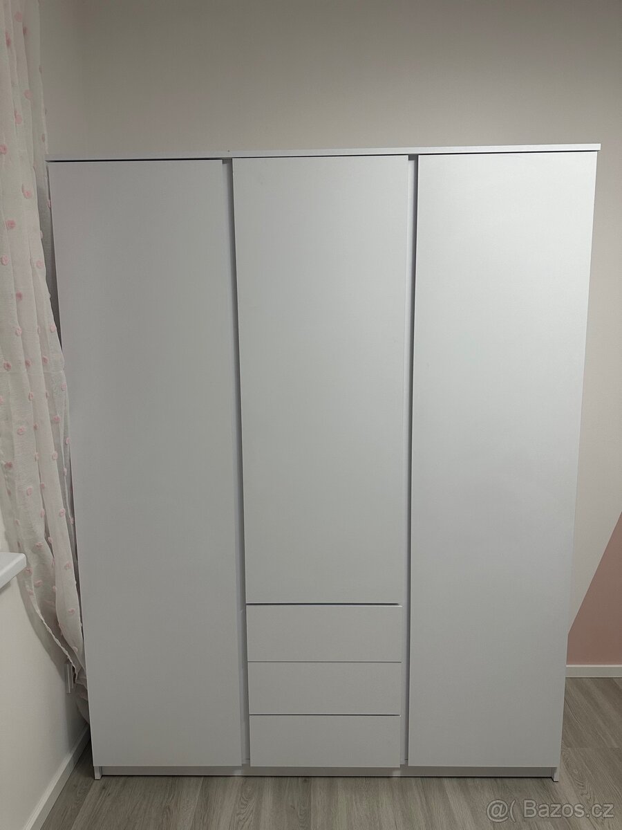 Šatní skříň Carlos, bílá, 152 cm