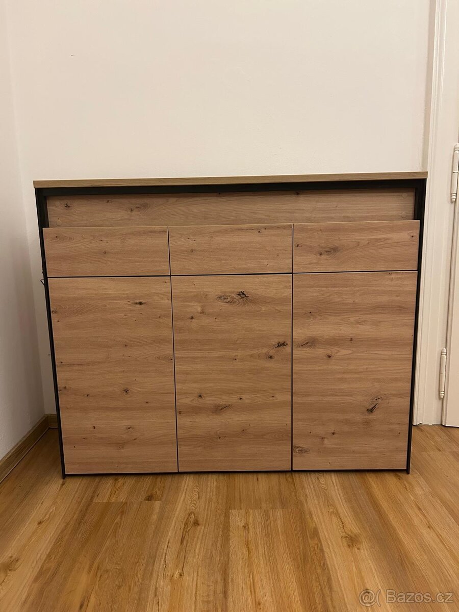 Botník - dřevěný