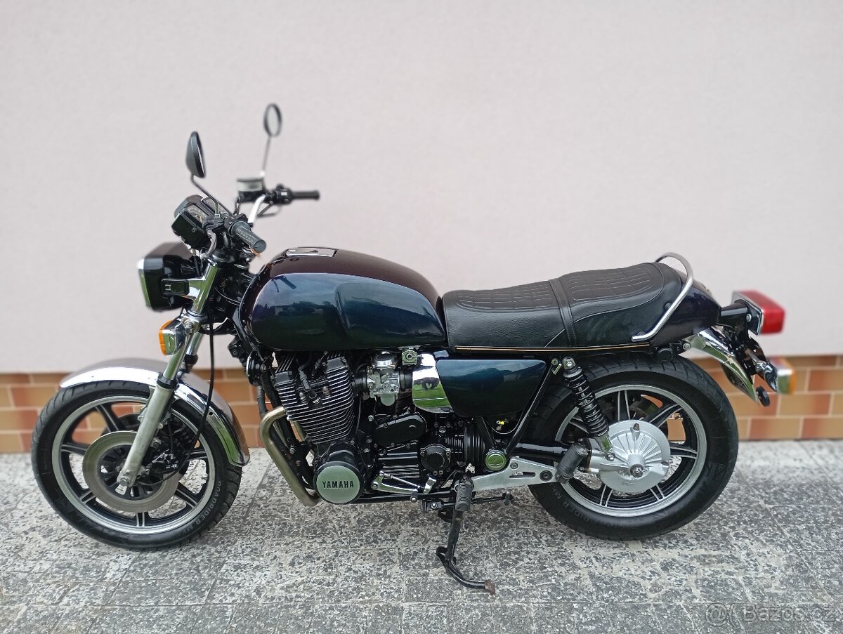 YAMAHA XS 1100
