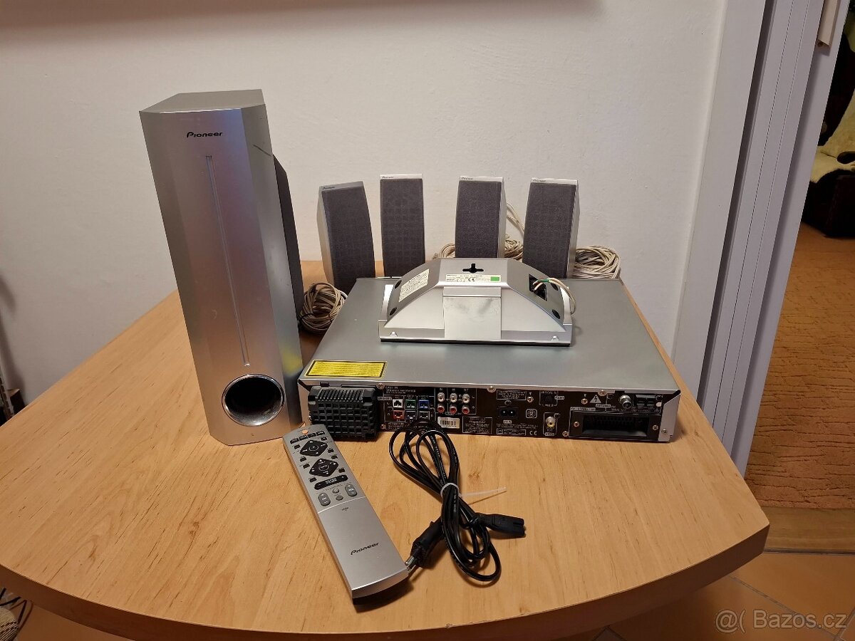 Domácí kino Pioneer XV-DV313