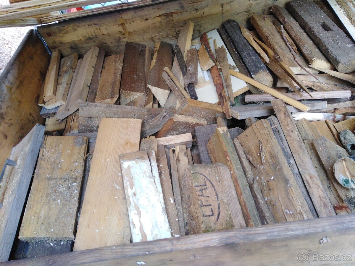 Dřevo na topení