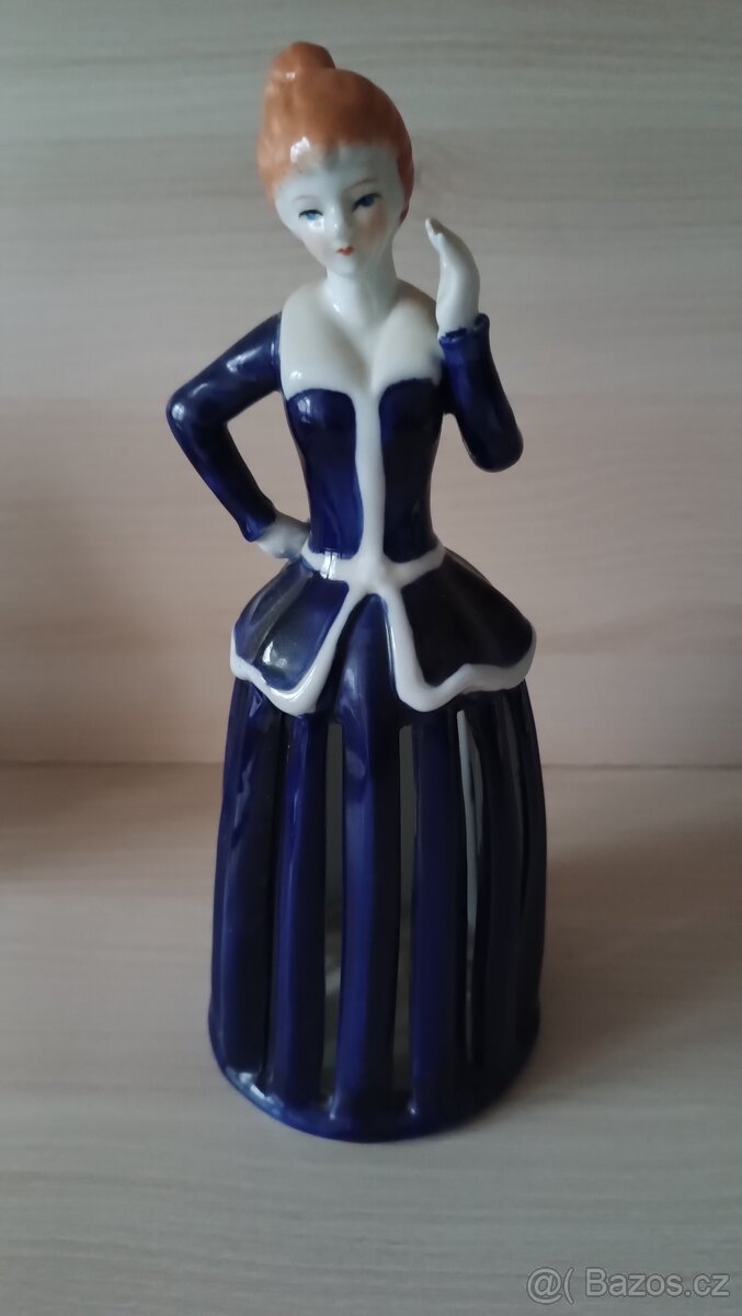Porcelanová panna - držák na ubrousky