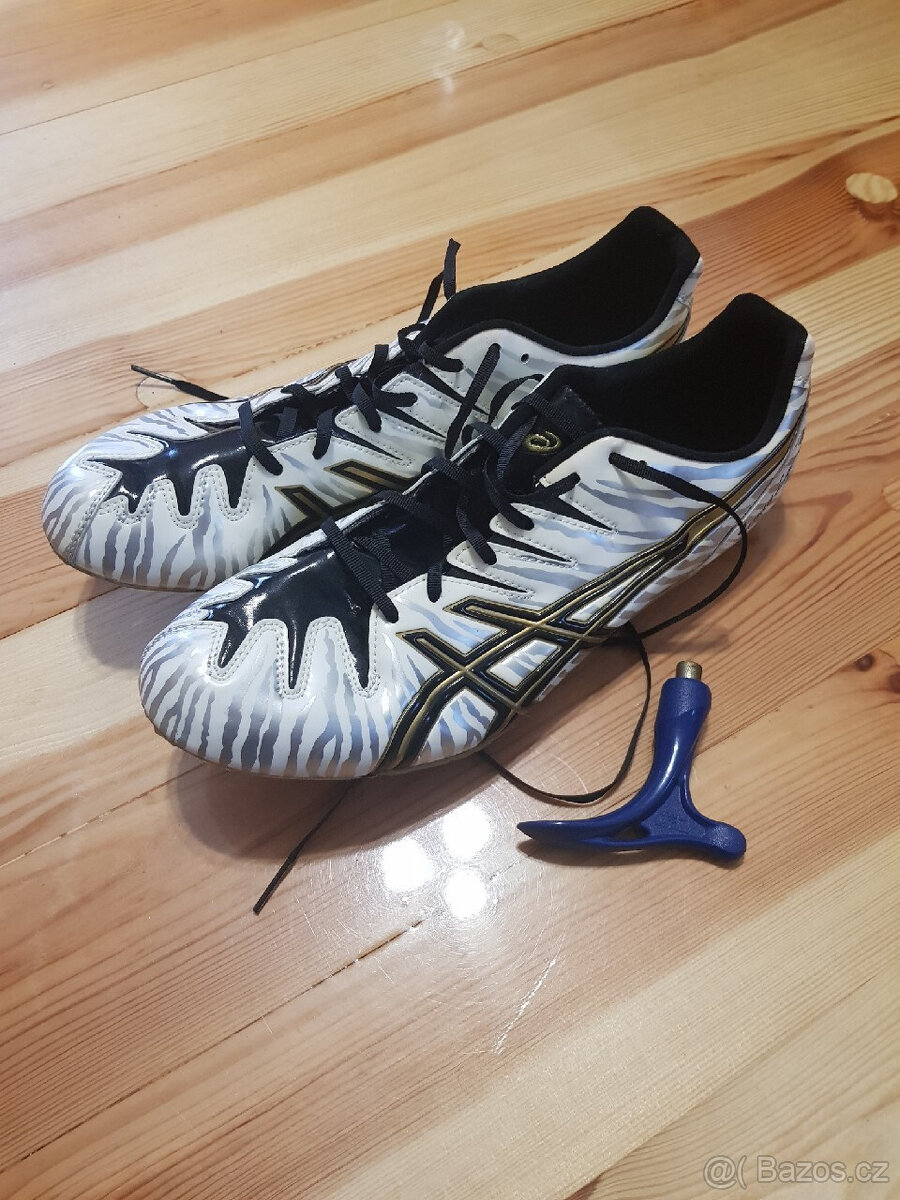 Sprinterské tretry ASICS, vel. 44