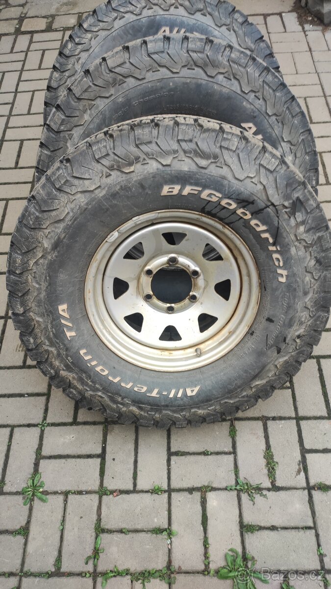 BFGoodrich A/T KO2 285/75 R16 s disky 6x139.7