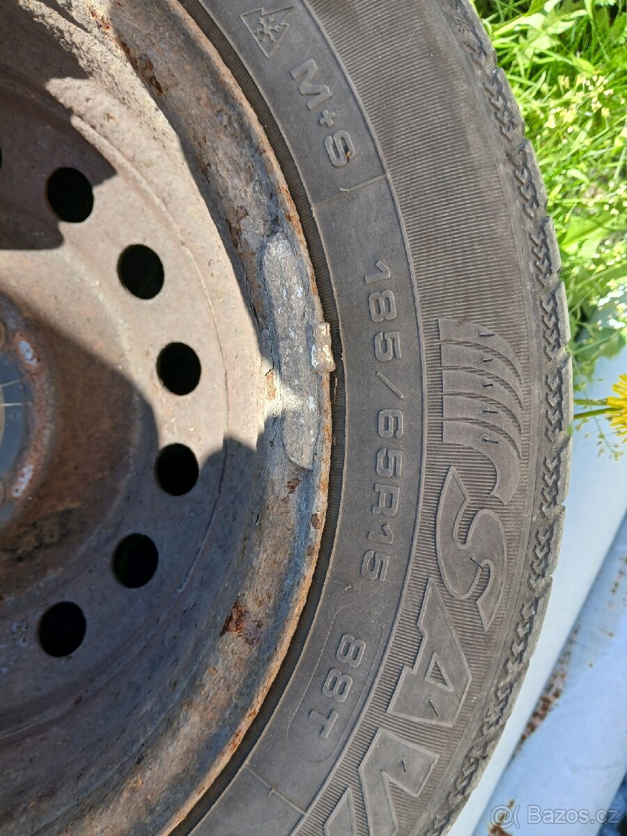 Pneu
