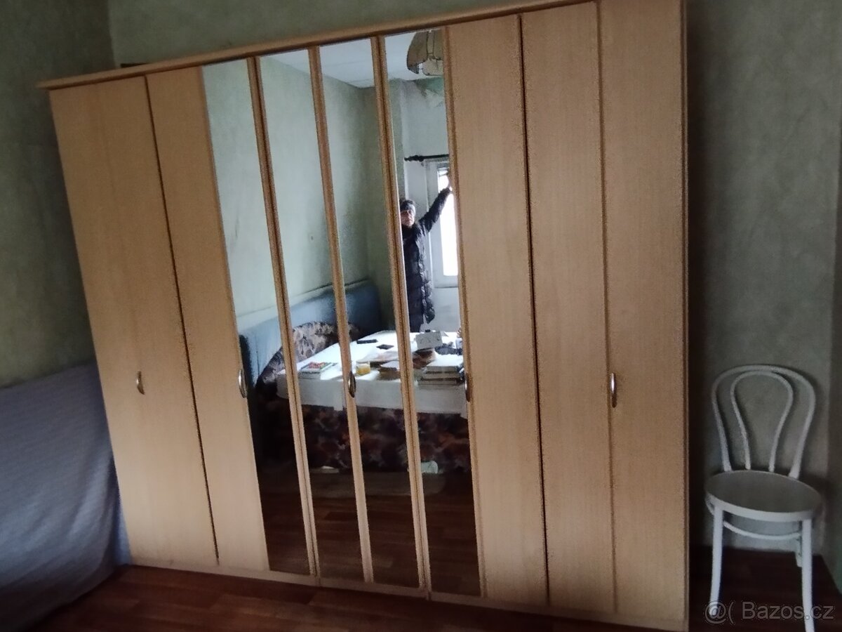 Skříňová 5-dílná sestava