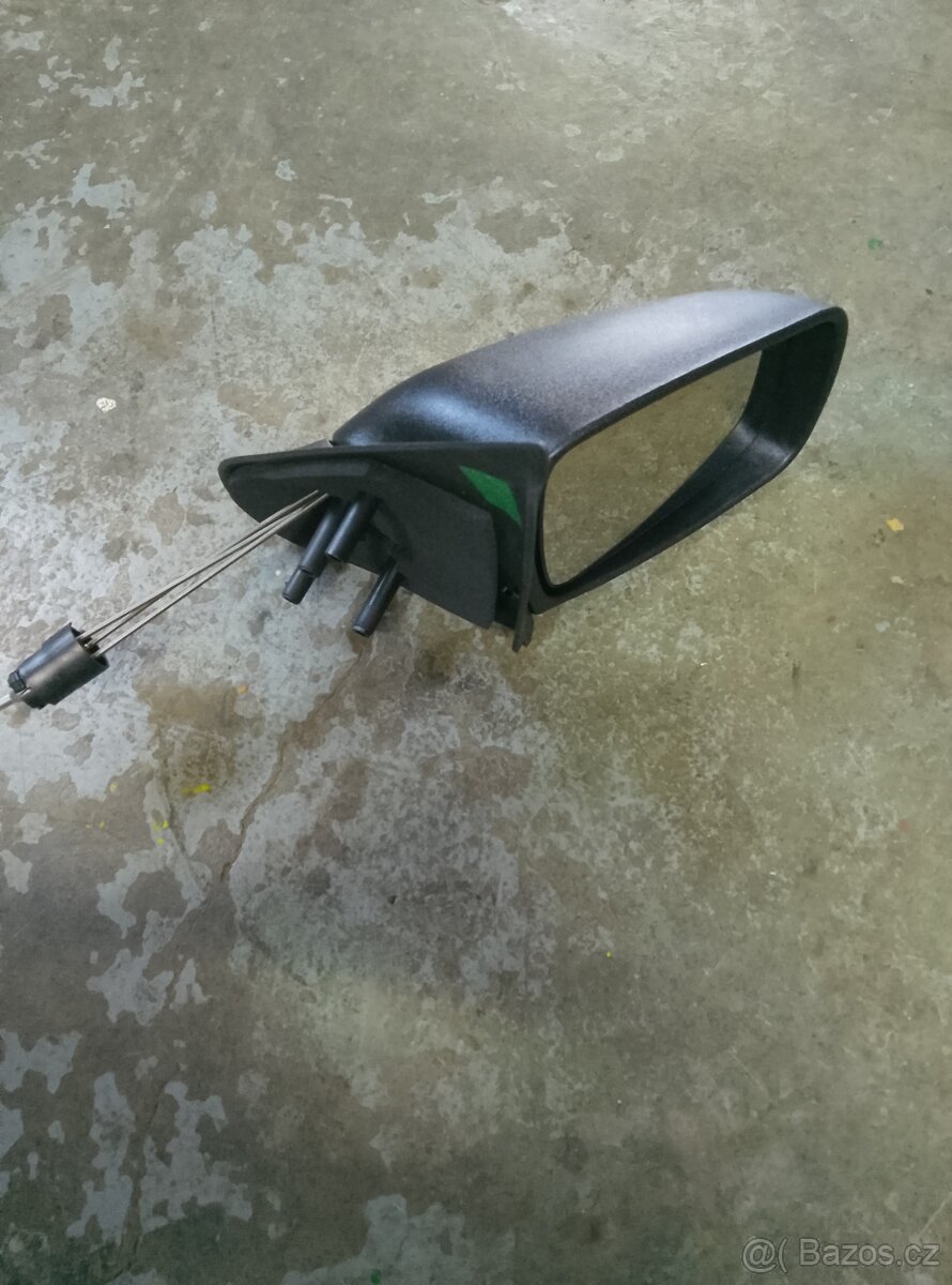 Ford zrcátko pravé