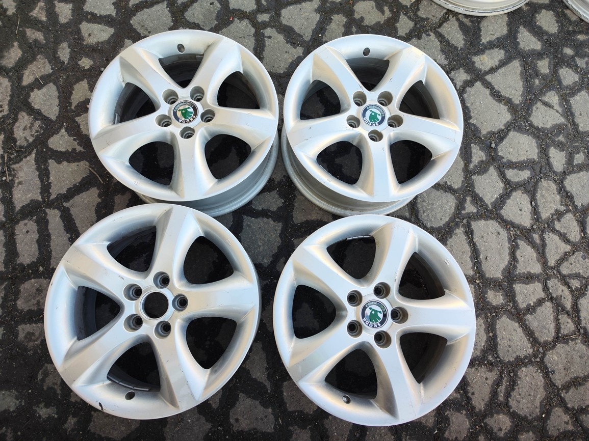 15"alu sada Antares 5x100 origo Škoda Fabia 2 Roomster Polo