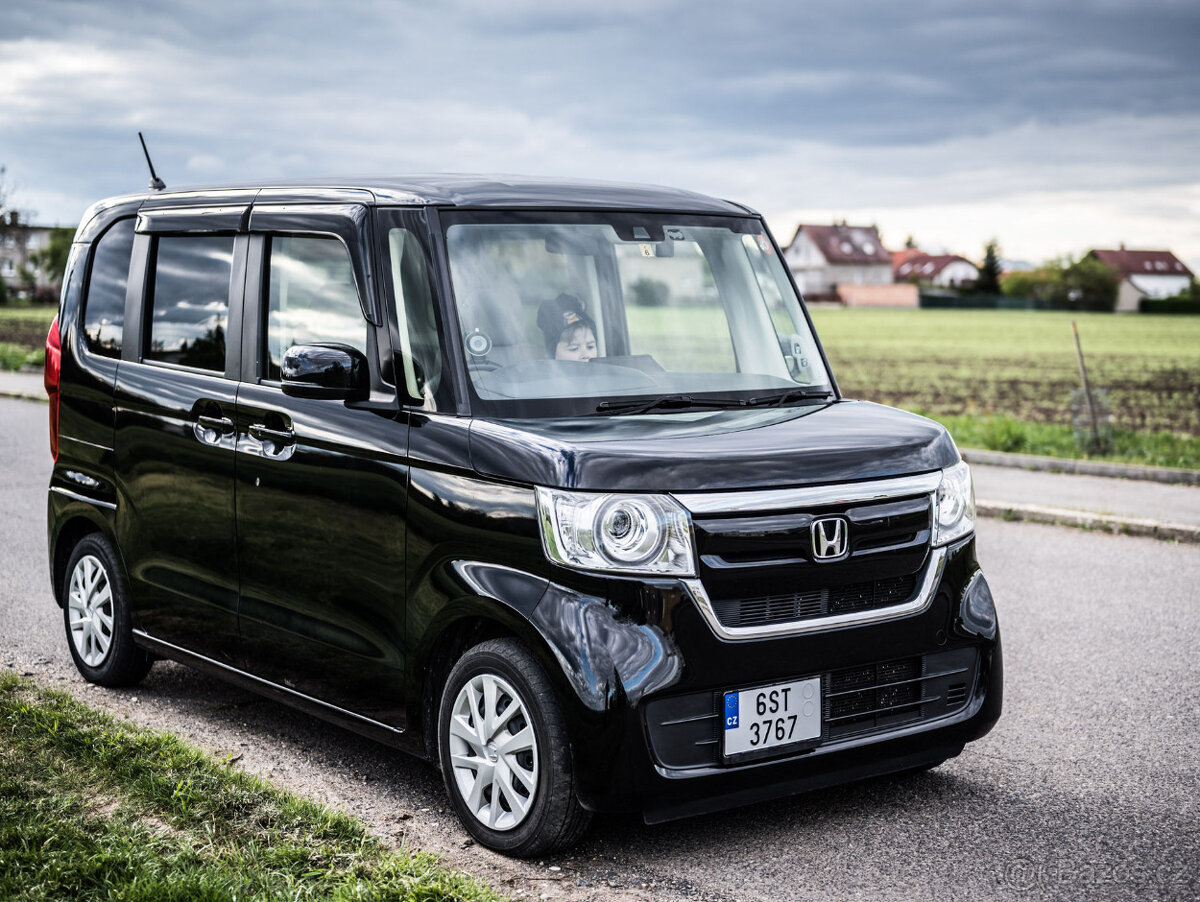 Honda N BOX (jako Jazz), možná přeprava invalidních osob