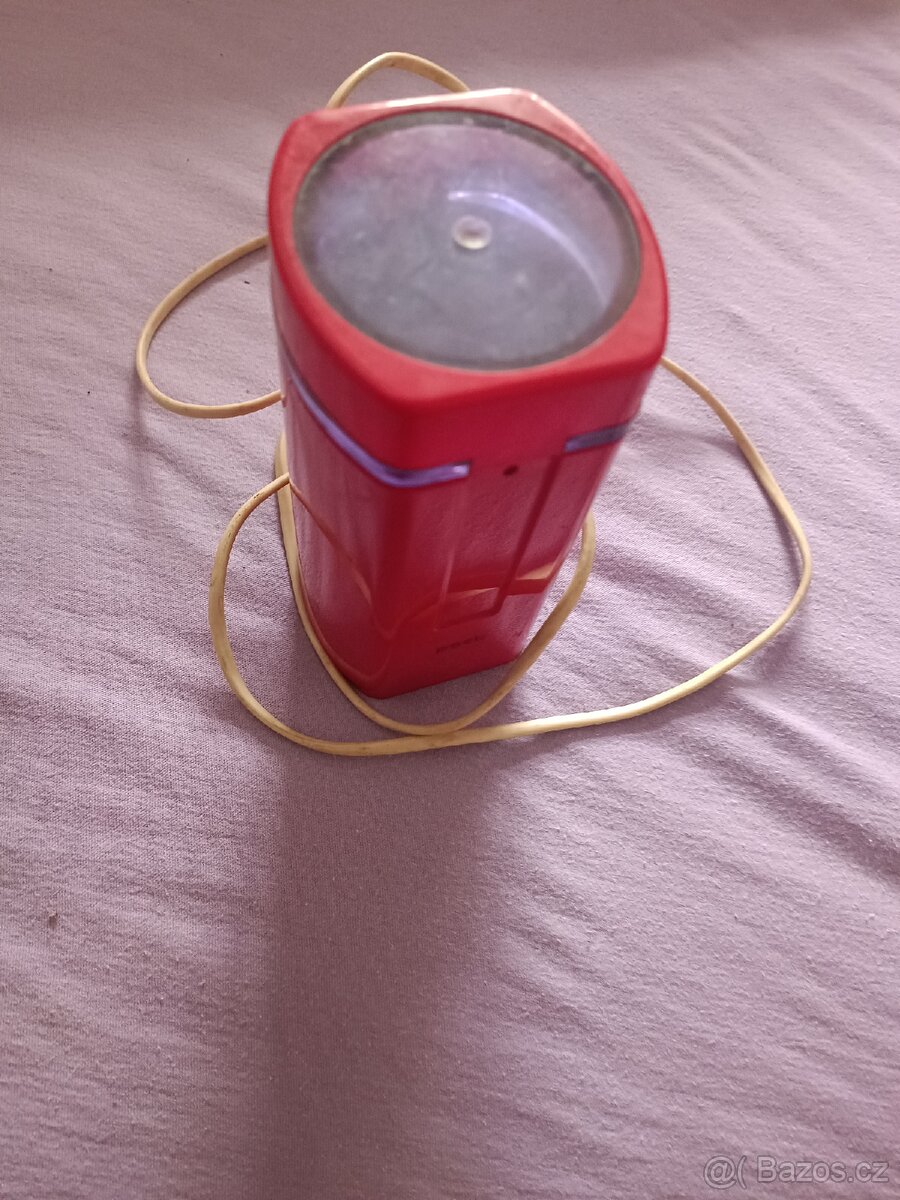 Prodám RETRO mlýnek na kavu