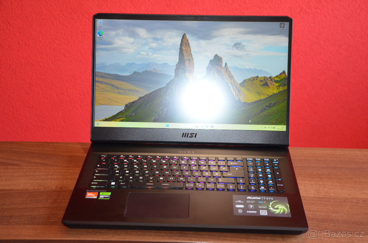 MSI Alfa 17 C7V Ryzen 9/32GB/SSD 1TB/RTX 4070/záruka