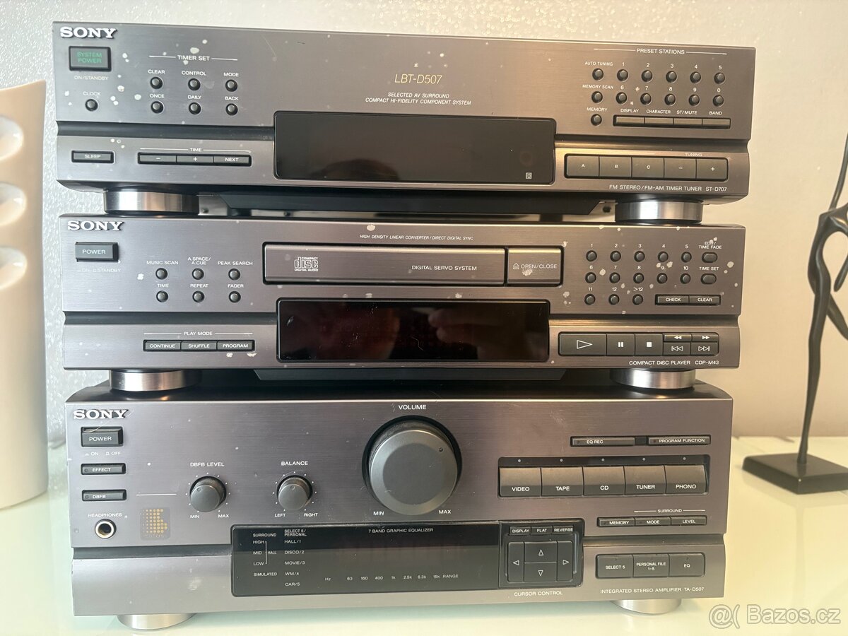 Midi věž SONY
