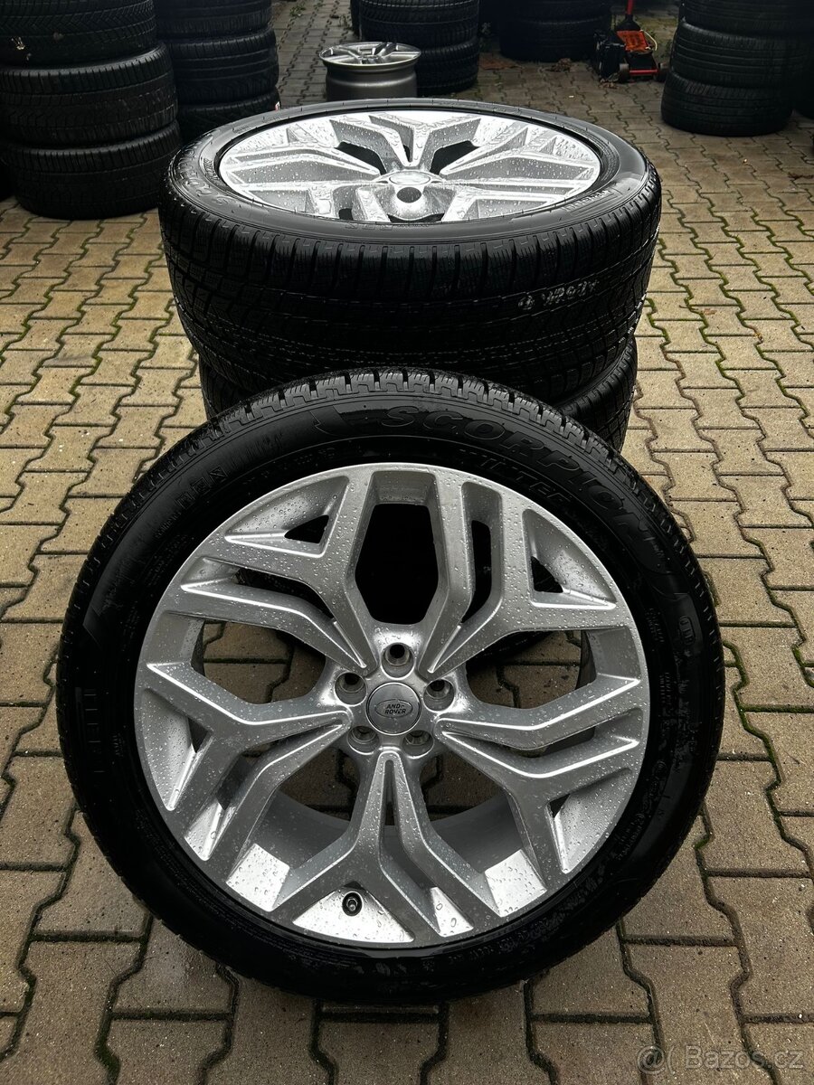Zimni sada Range Rover Velar