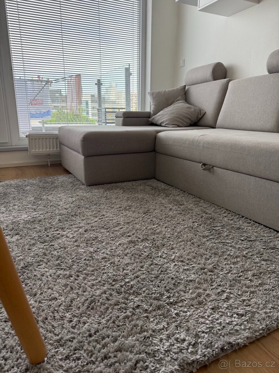 Koberec. 133x195 cm. IKEA Hampen.