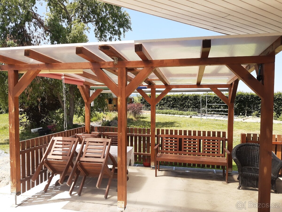 Zahradní pergola