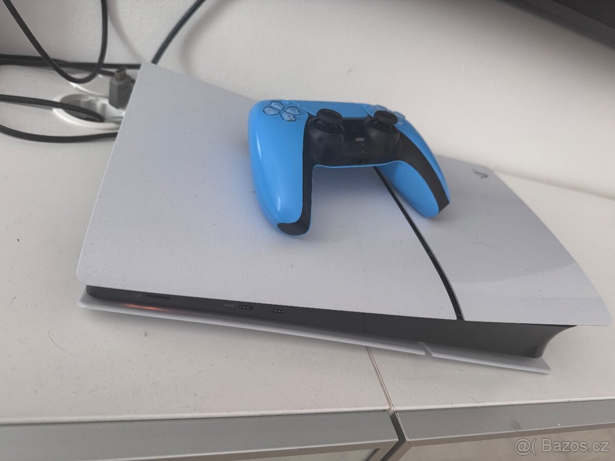 PS 5 + ovladač