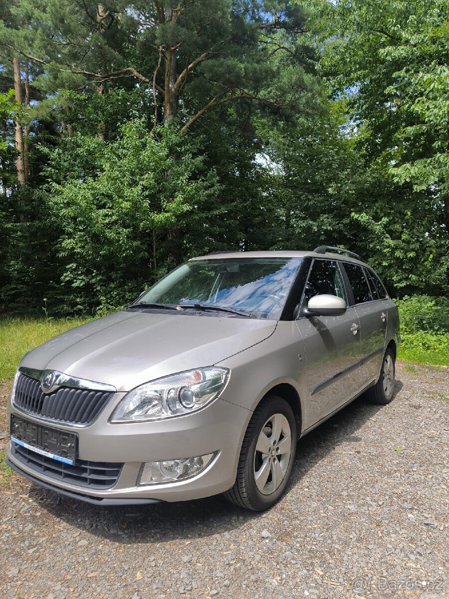 Škoda fabia 2 combi 1.2 tsi 63kw,111tkm,1 majitel,Top výbava