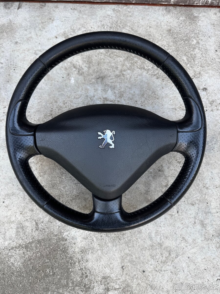 Volant Peugeot 207