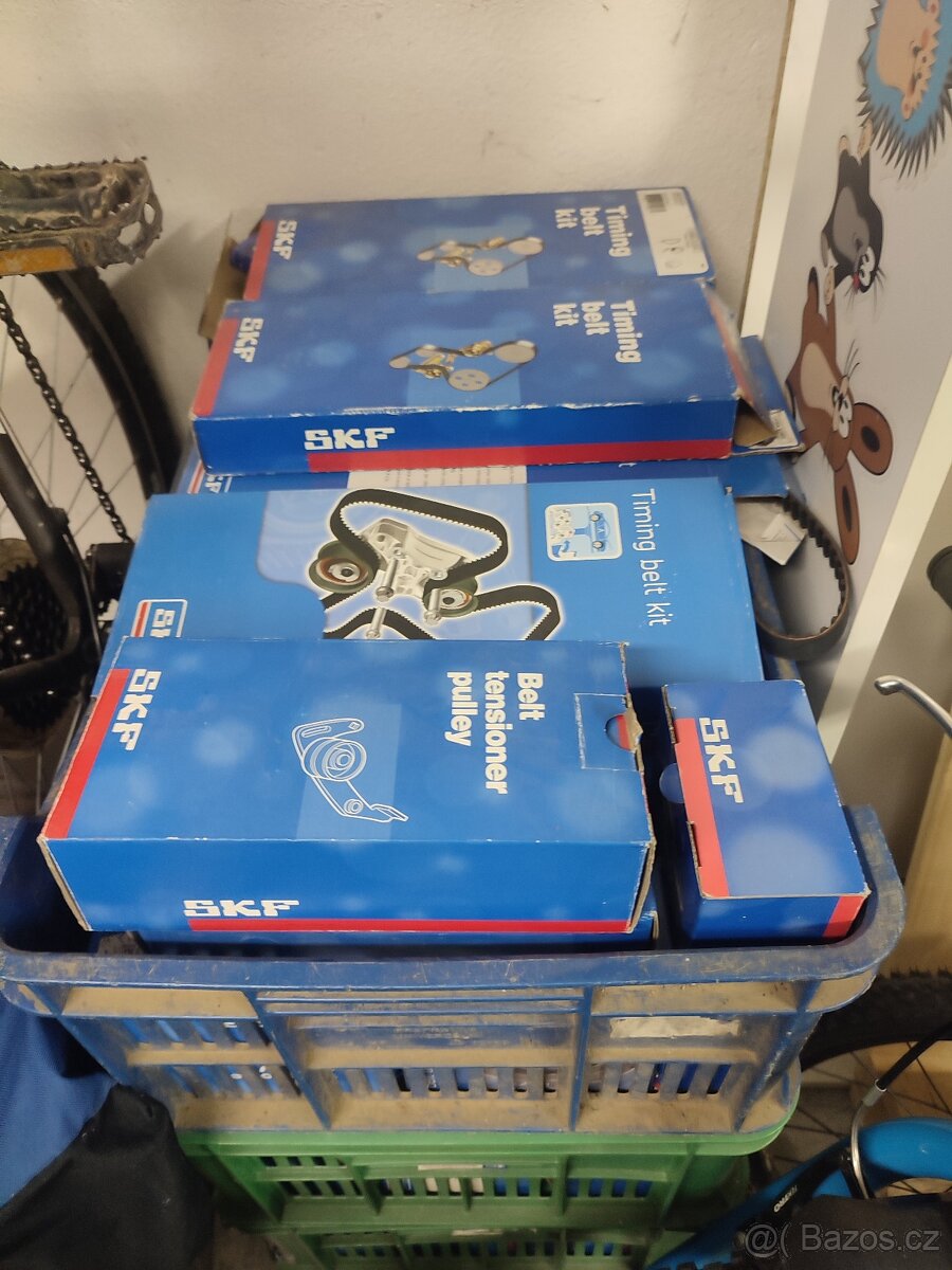 Ložiska, rozvodové sady a napínací kladky SKF
