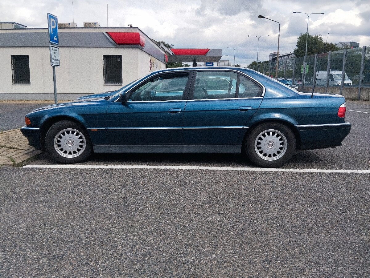 BMW e38 3.0 V8, manuál