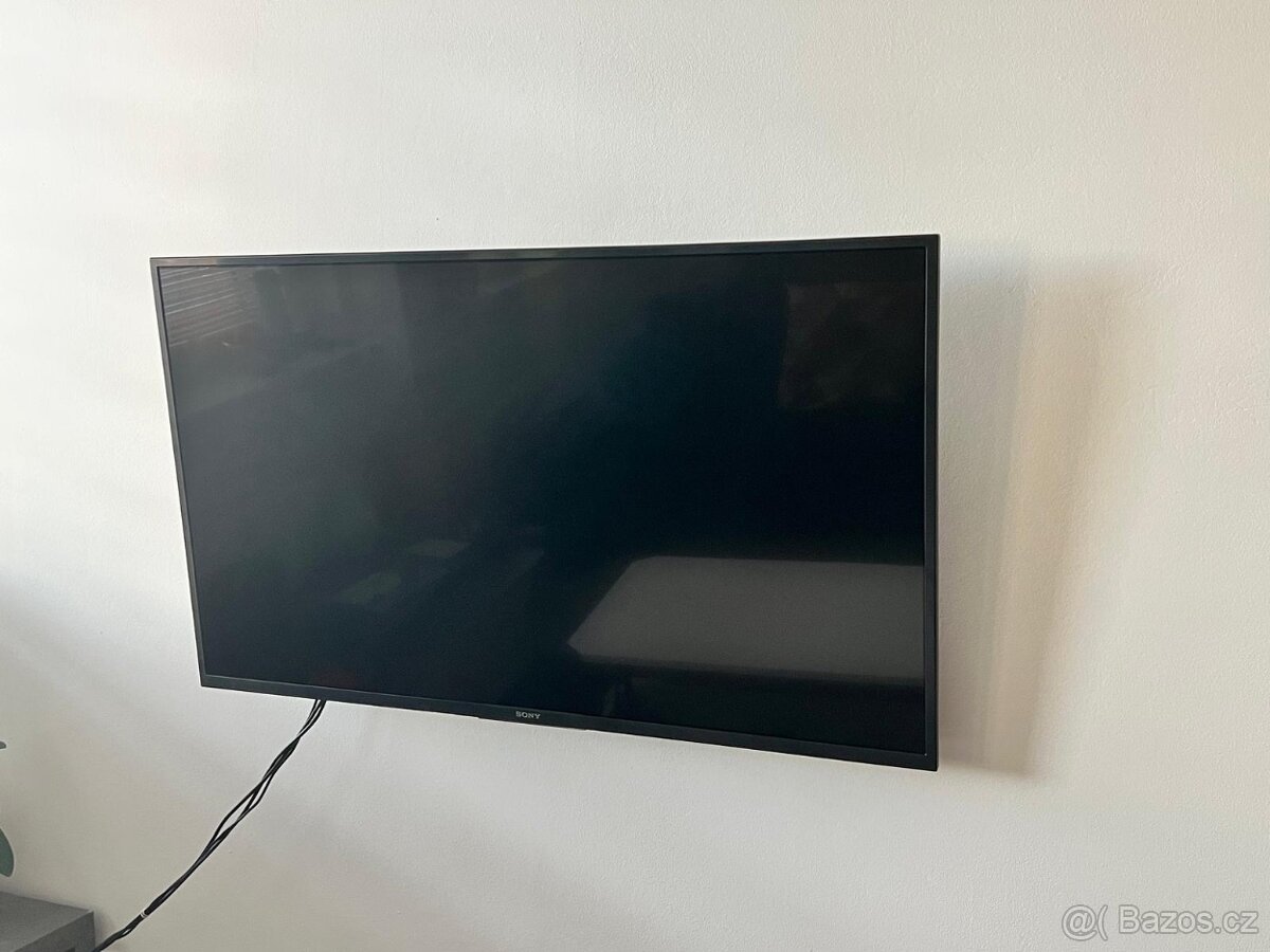 Sony Bravia 43” (108 cm) 4K Smart TV + drzak na stenu