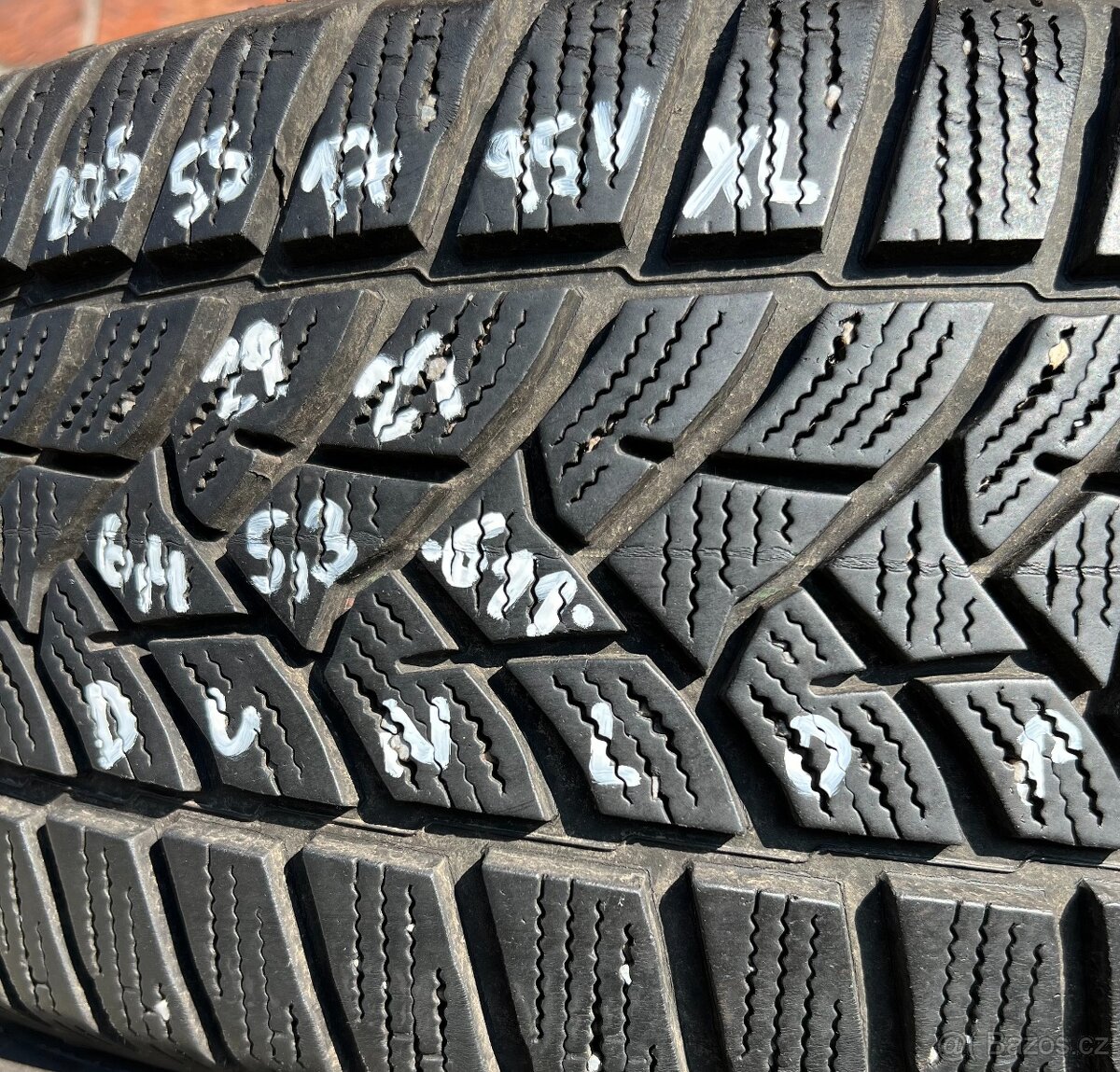 205/55 R17 95V XL zimní pneumatiky Dunlop (2921)