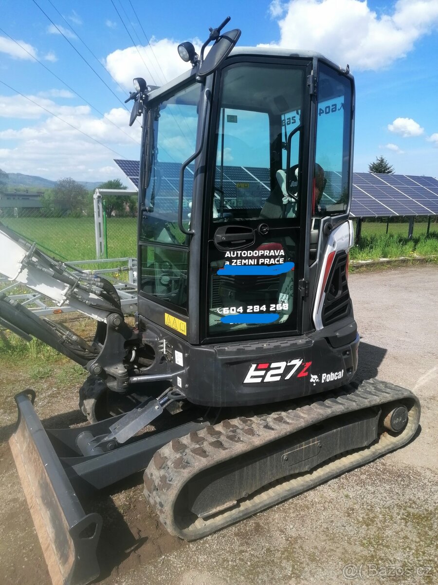 Pasový bagr Bobcat E27z