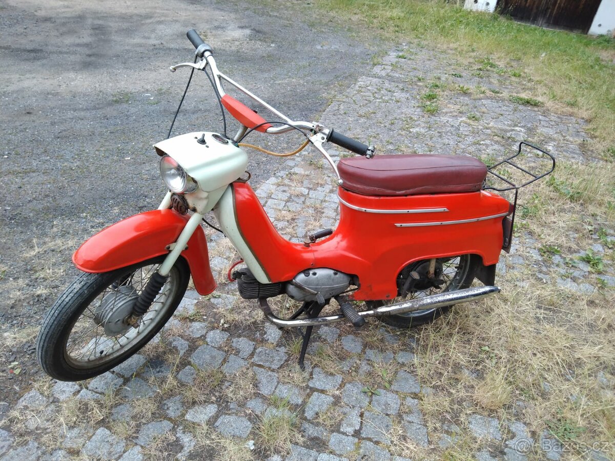Jawa 50 typ 21 Pionýr