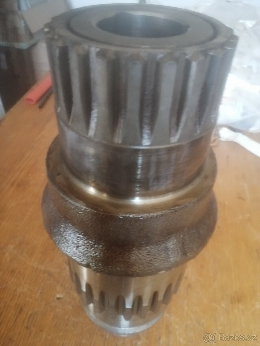 Hřídel spodní-úplný TATRA sestup – demontovaná