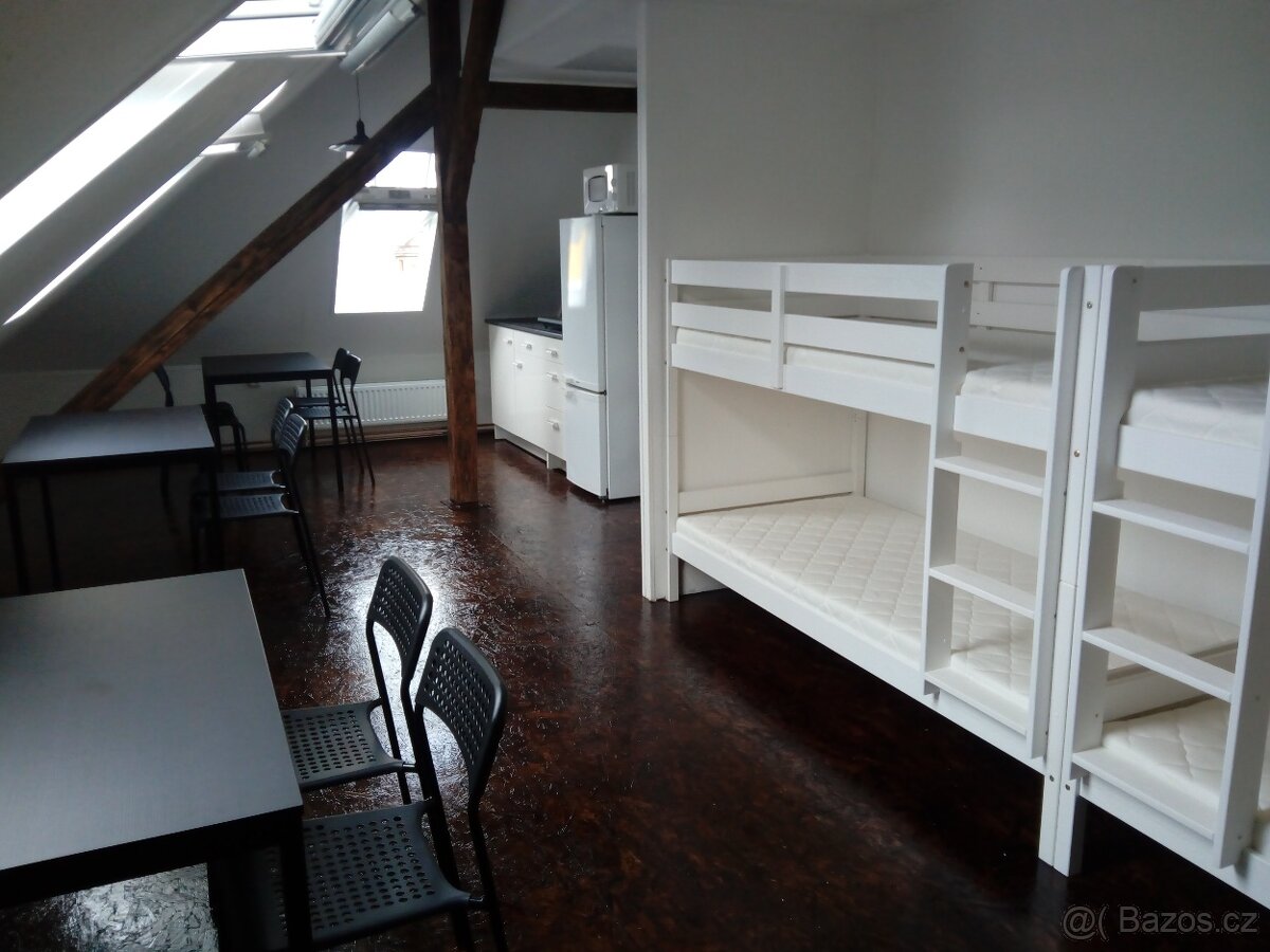 PRONÁJEM V RD BRNO-STŘED-PODKROVNÍ BYT