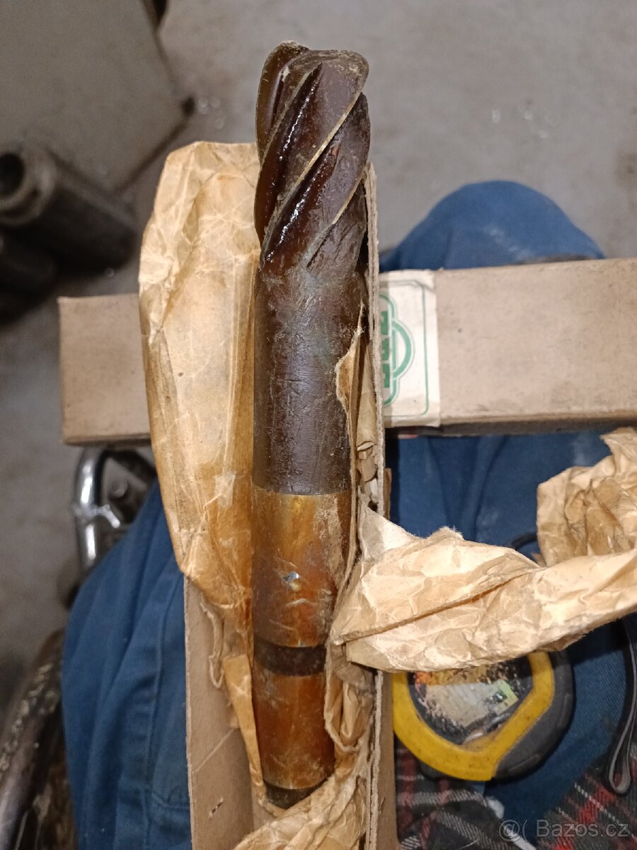 Prodám novou frézu 32x120