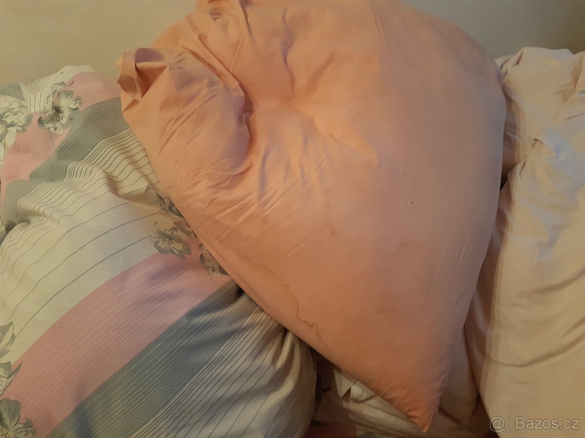 Péřové peřiny a polštáře