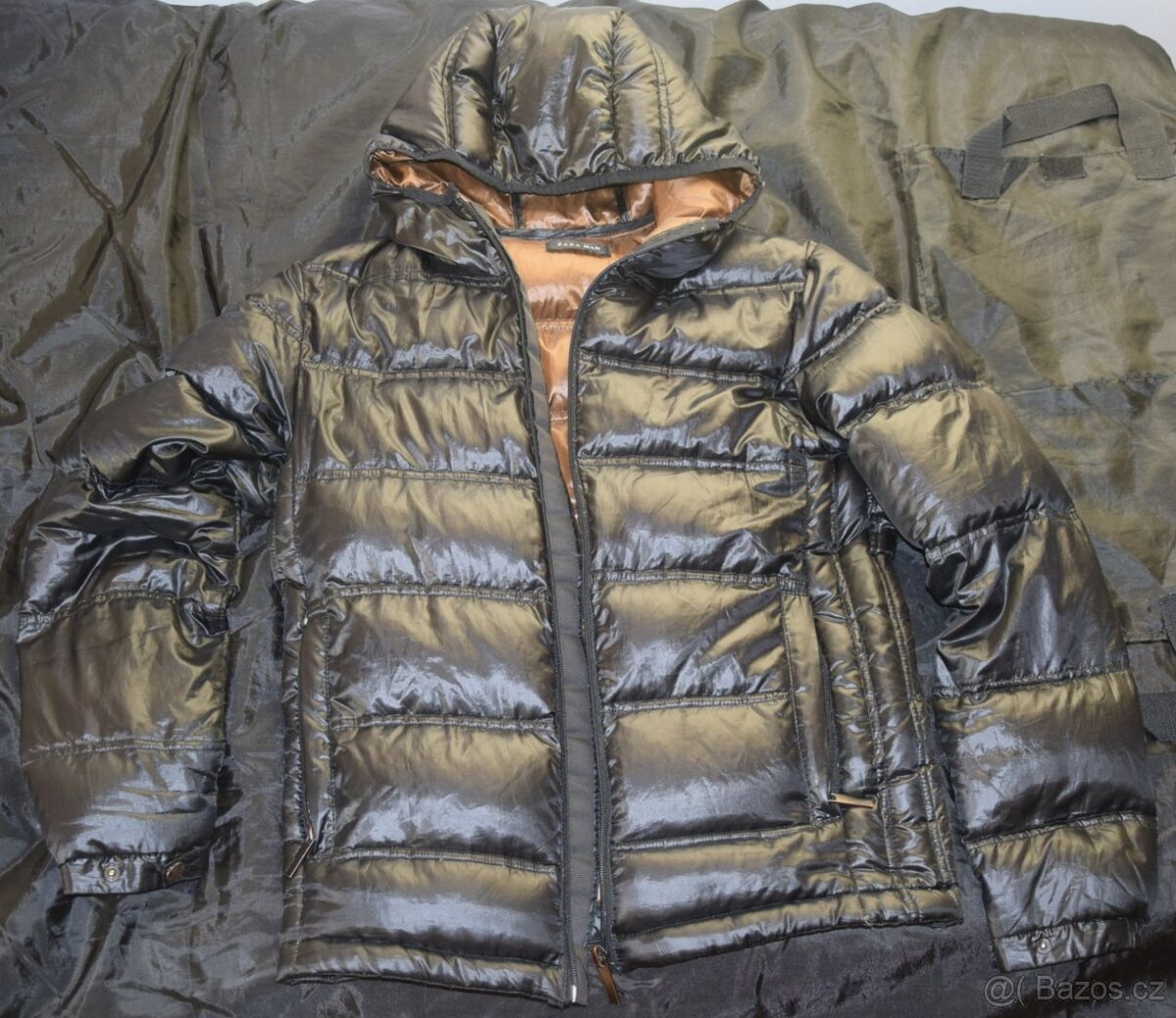 Bunda péřová ZARA velikost S, lehká, teplá, super stav