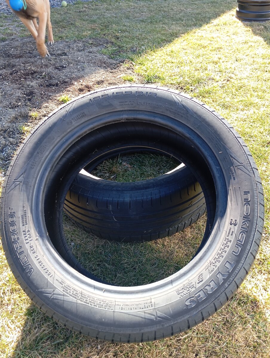 Prodám pneu 2 ks 185/55 R16