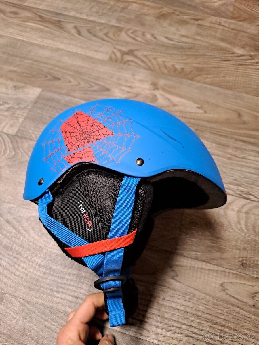 Dětská lyžařská přilba chlapecká