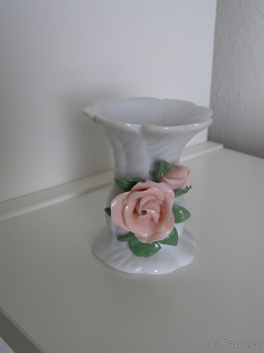 vázička malá keramická