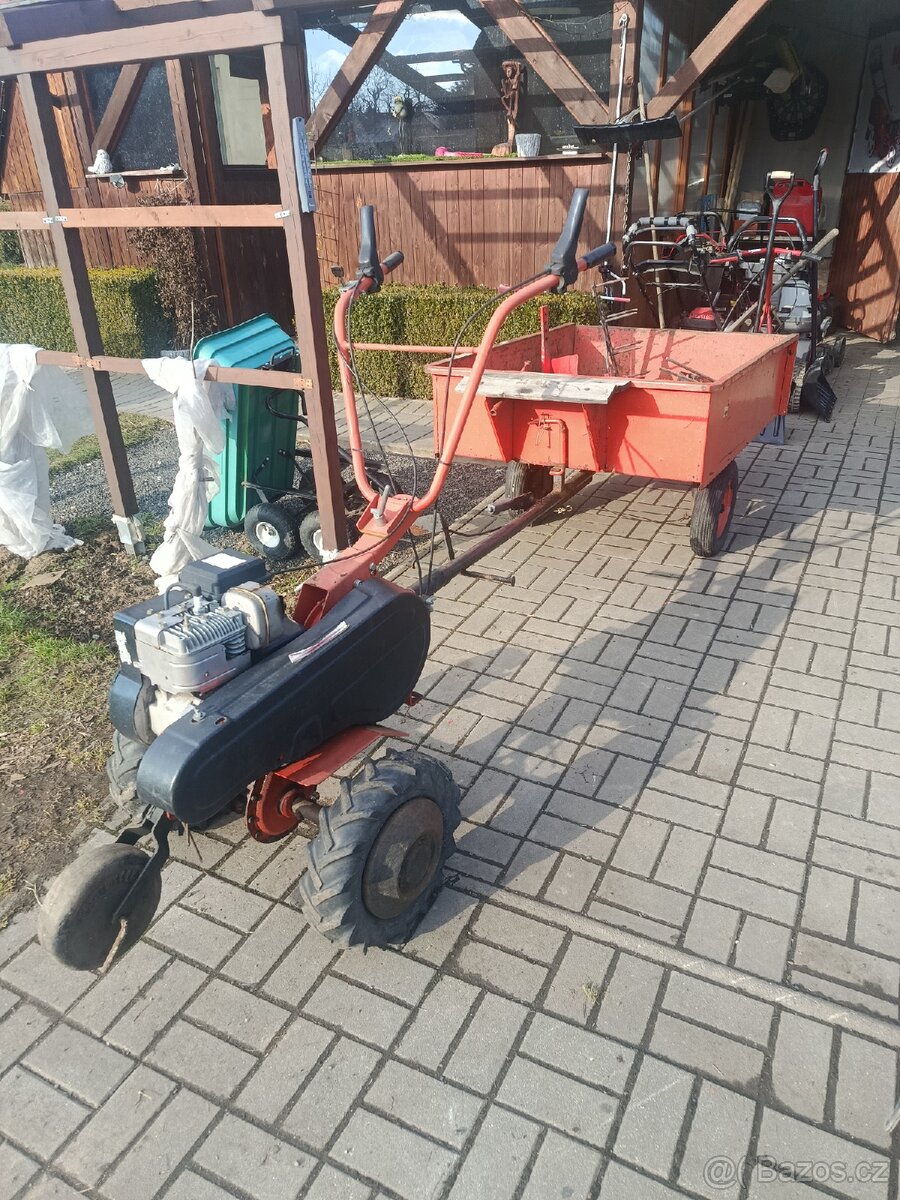 Kultivátor a příslušenství