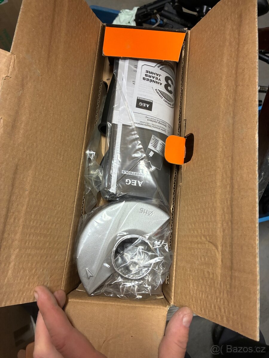 úhlová bruska aeg ws 6-115