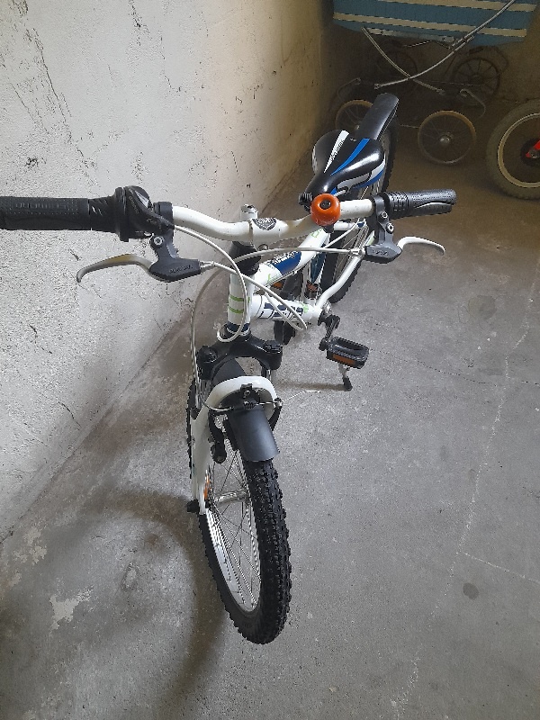 Dětské kolo,velikost 20