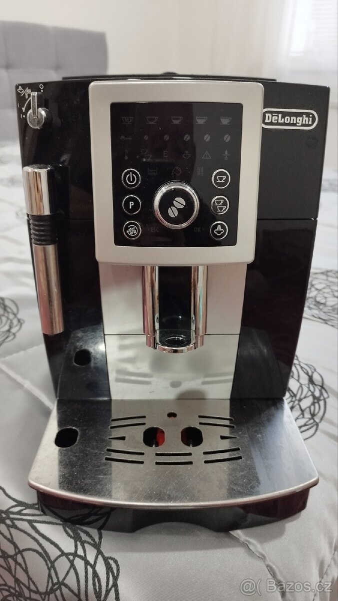 Kávovar DeLonghi