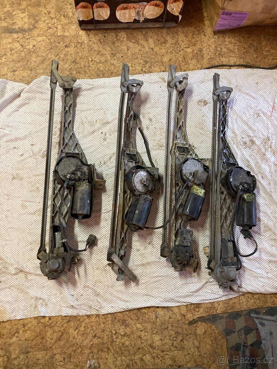 Mechanismus stěračů s motorkem - bmw e34