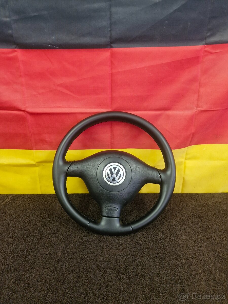 Tříramenný volant golf 4