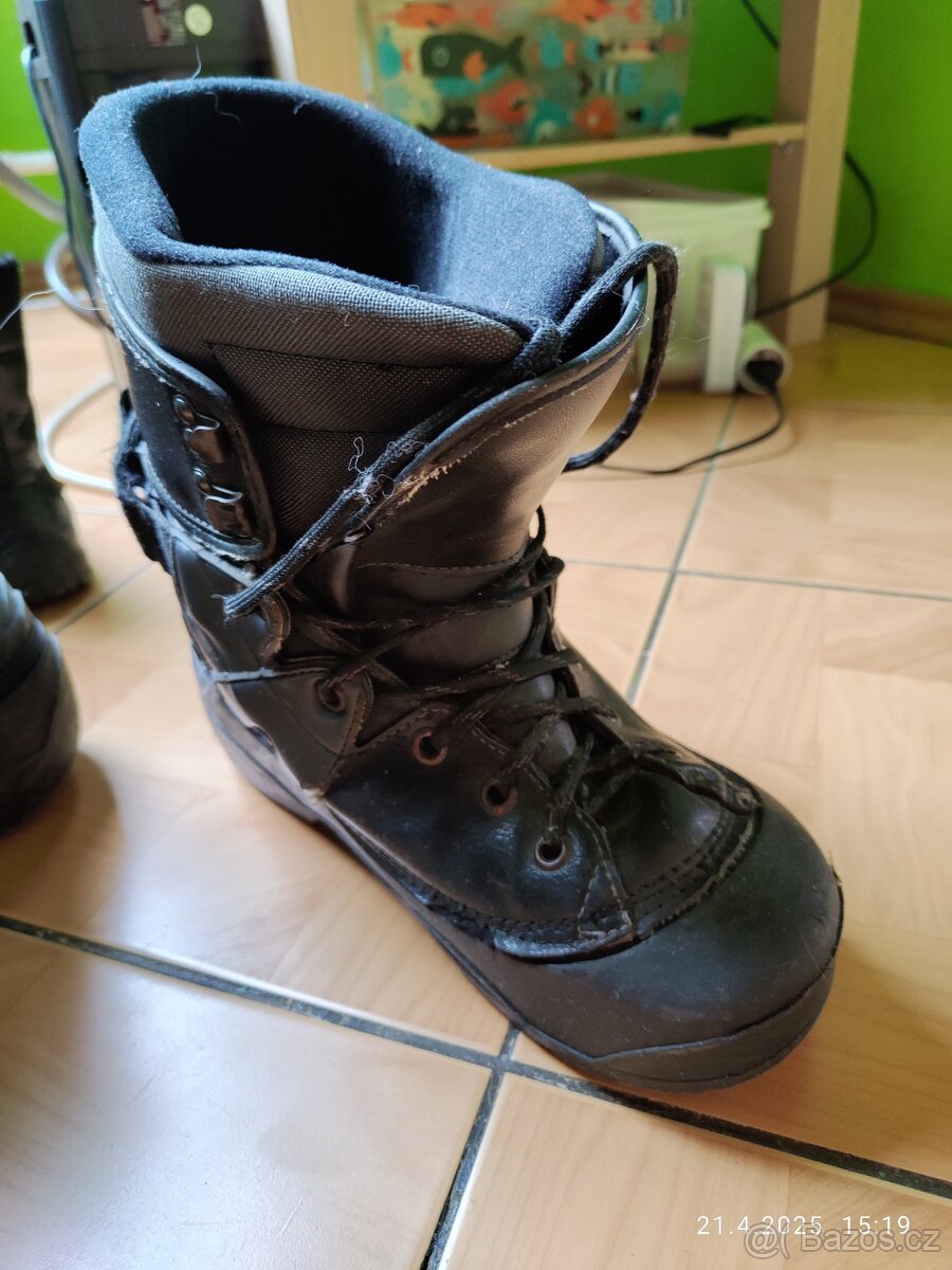 Snowboardové boty