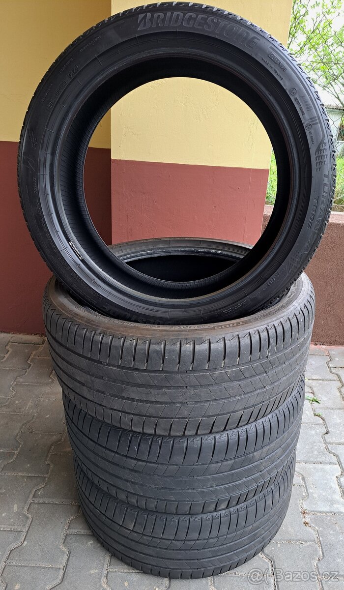 4x letní pneu Bridgestone 245/40 R19, r.2023